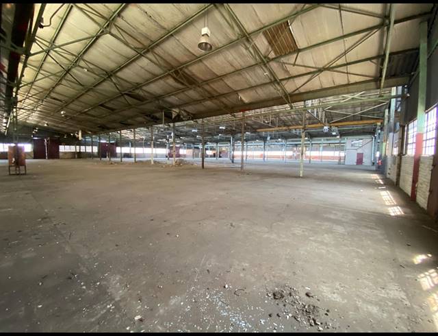 13,000M² WAREHOUSE FOR SALE IN TECHNIKON